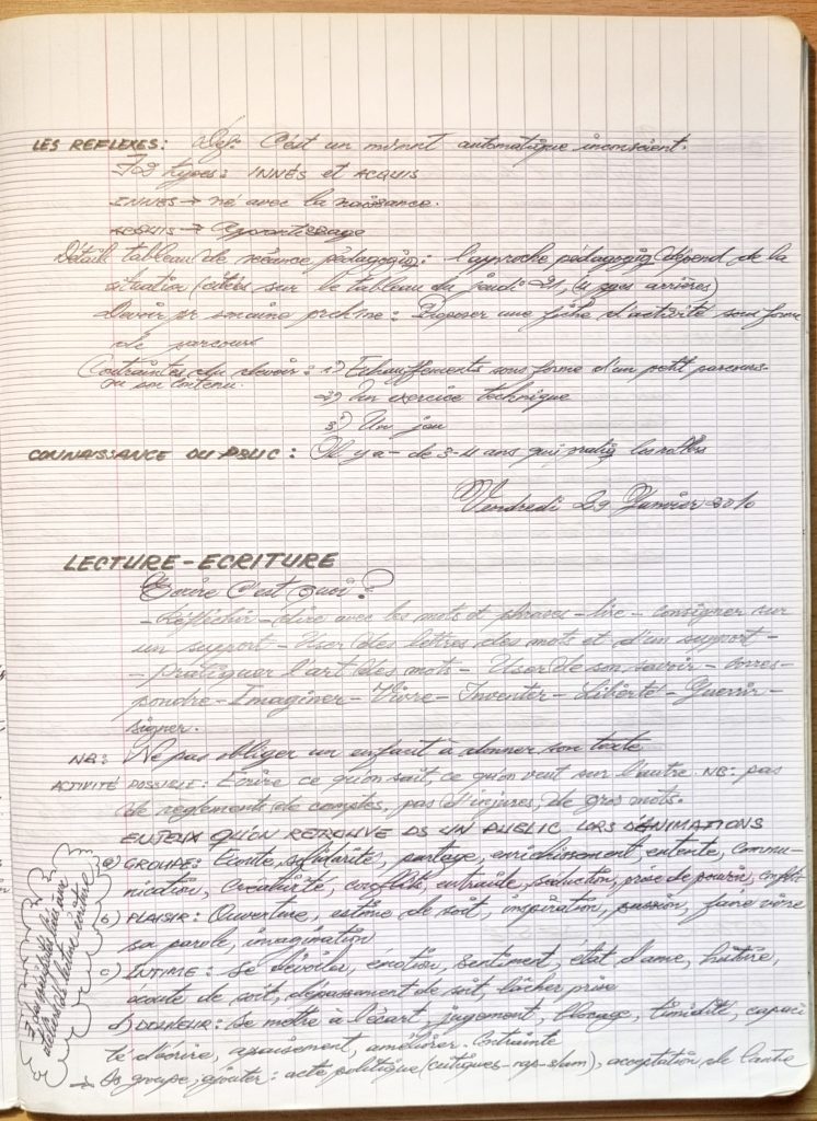 Le saviez-vous ? L’Écriture c'est tout simplement de l'Art. Dessiner des lettres, des chiffres ou des formes (Dessin) c'est exactement pareil. D'ailleurs, je vous rencarde au NidArts pour en partager les techniques avec vous, et vos enfants. A TRÈS BIENTÔT ! PLAISIR DE LIRE, PLAISIR DES YEUX GARANTIS !