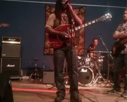 Concert pour la paix au Mali . Jimmy Curtis & the Rebels Gang Montpellier . Concert de solidarité envers le peuple Malien. Organisation de Bass Dramé, confrère artiste malien. Année 2013, début du terrorisme au Sahel - Mali . Lieu au Paulhan , Languedoc Roussillon Jimmy Curtis & the Rebels Gang Montpellier: Concert de solidarité envers le peuple Malien..