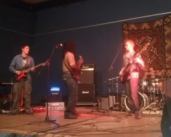 Concert pour la paix au Mali . Jimmy Curtis & the Rebels Gang Montpellier . Concert de solidarité envers le peuple Malien. Organisation de Bass Dramé, confrère artiste malien. Année 2013, début du terrorisme au Sahel - Mali . Lieu au Paulhan , Languedoc Roussillon Jimmy Curtis & the Rebels Gang Montpellier: Concert de solidarité envers le peuple Malien.