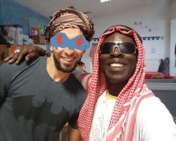 Le grand Vizir Iznogoud et le très bon Khalife de l'Occitanie 100millième arrière petit fils de "Papy-Contes".